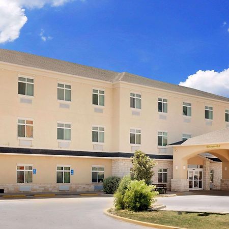 Super 8 By Wyndham Odessa Tx Hotel Екстериор снимка